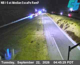 Photo from camera: KER-5-AT TRUCK ESCAPE RAMP(MEDIAN), Lebec