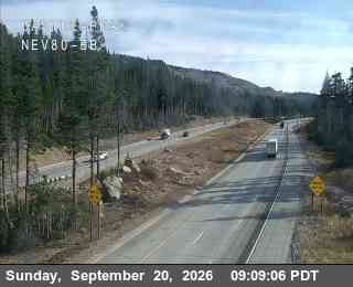 Donner Pass (Donner Summit, I-80) traffic camera: Hwy 80 at Castle Peak, Soda Springs