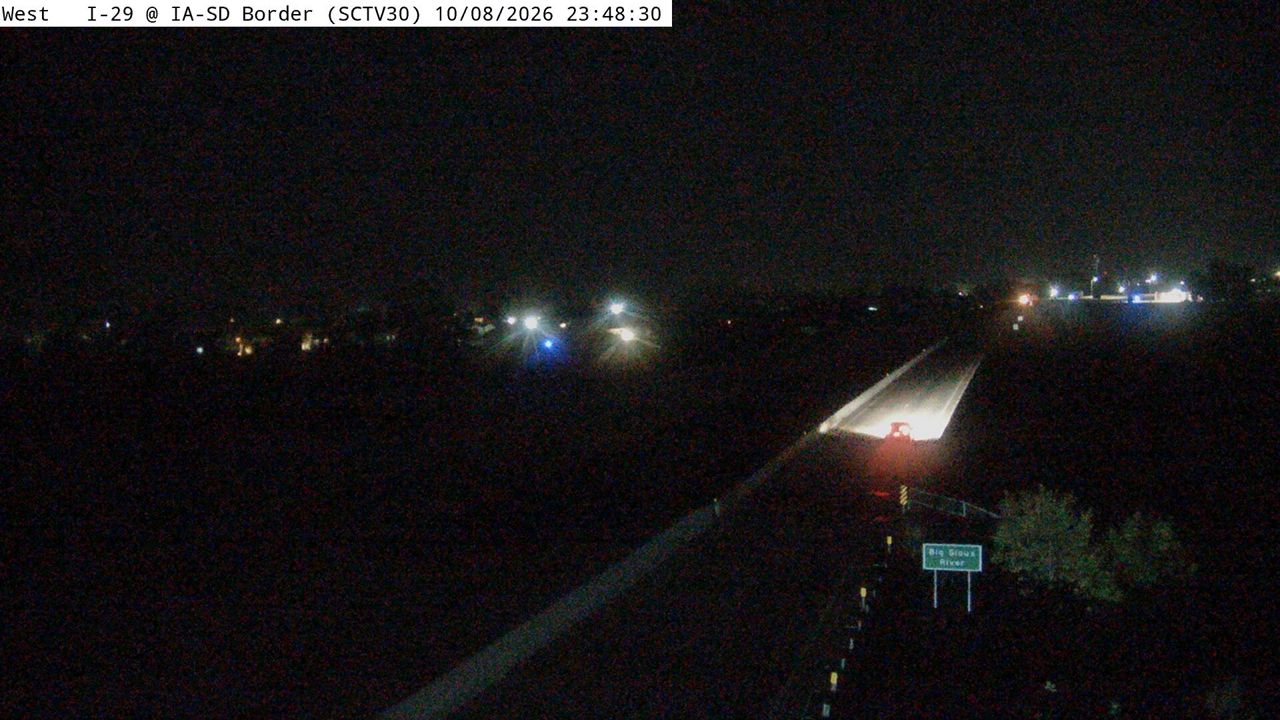Photo from camera: SC - I-29 @ MM 151.8 (Big Sioux River)