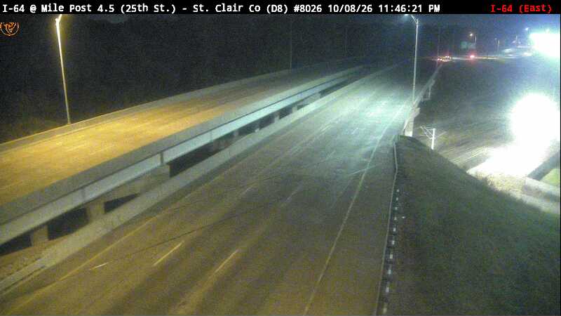 Photo from camera: I-64 at Milepost 4.5 (25th St.)