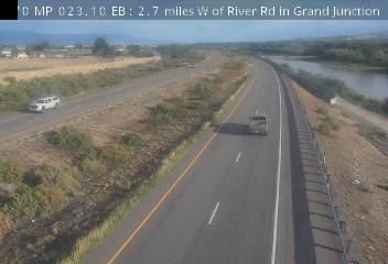 Photo from camera: I-70 MP 023.10 EB : 2.7 miles W of River Rd in Grand Junction (Looking East)