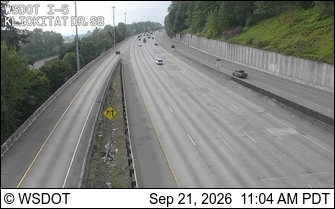 Photo from camera: I-5 SB at MP 154.1: Klickitat Dr
