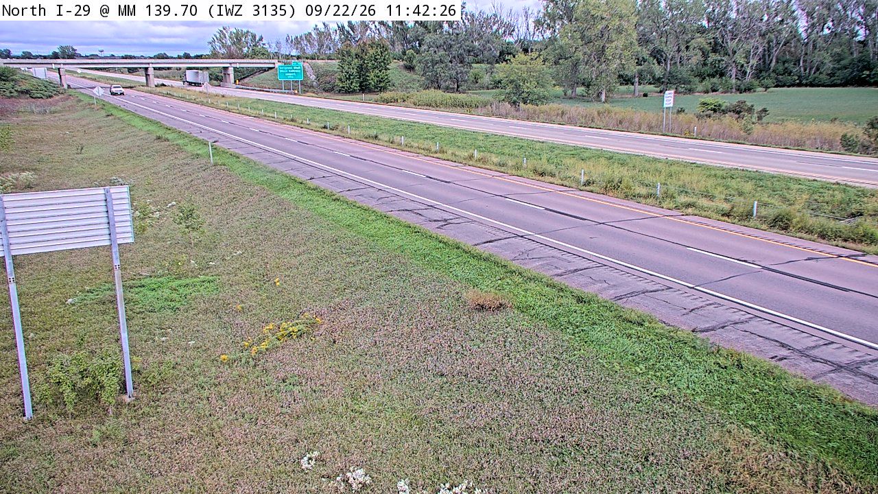 Photo from camera: 3BA - I-29 @ MM 139.7 (IWZ 3135)