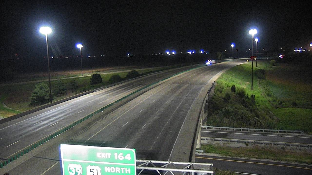 Photo from camera: I-55 at I-74 Northwest Split
