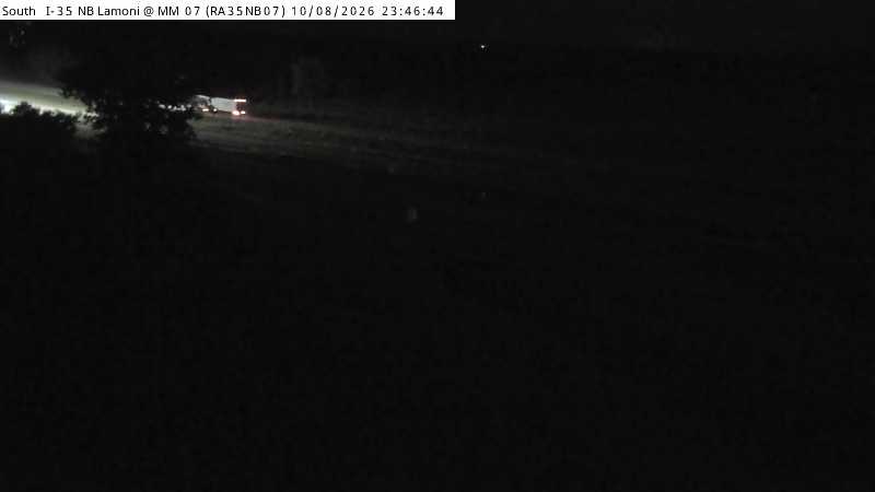 Photo from camera: Rest Area: I-35 N/S MM 7 - Lamoni - NB Exit