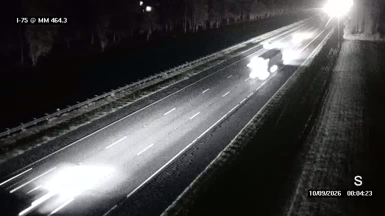 Photo from camera: I-75 @ MM 464.3 (N)