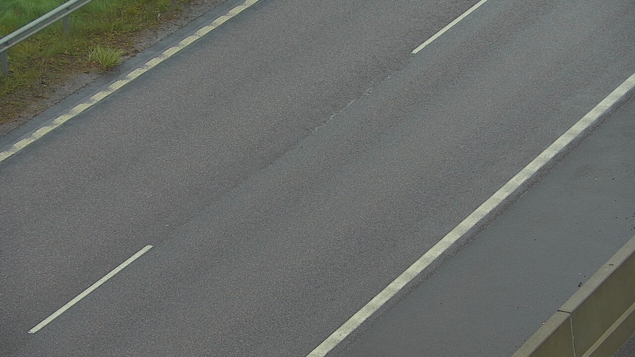 Kelikamera Kotka, Jumalniemi, Tienpinta
