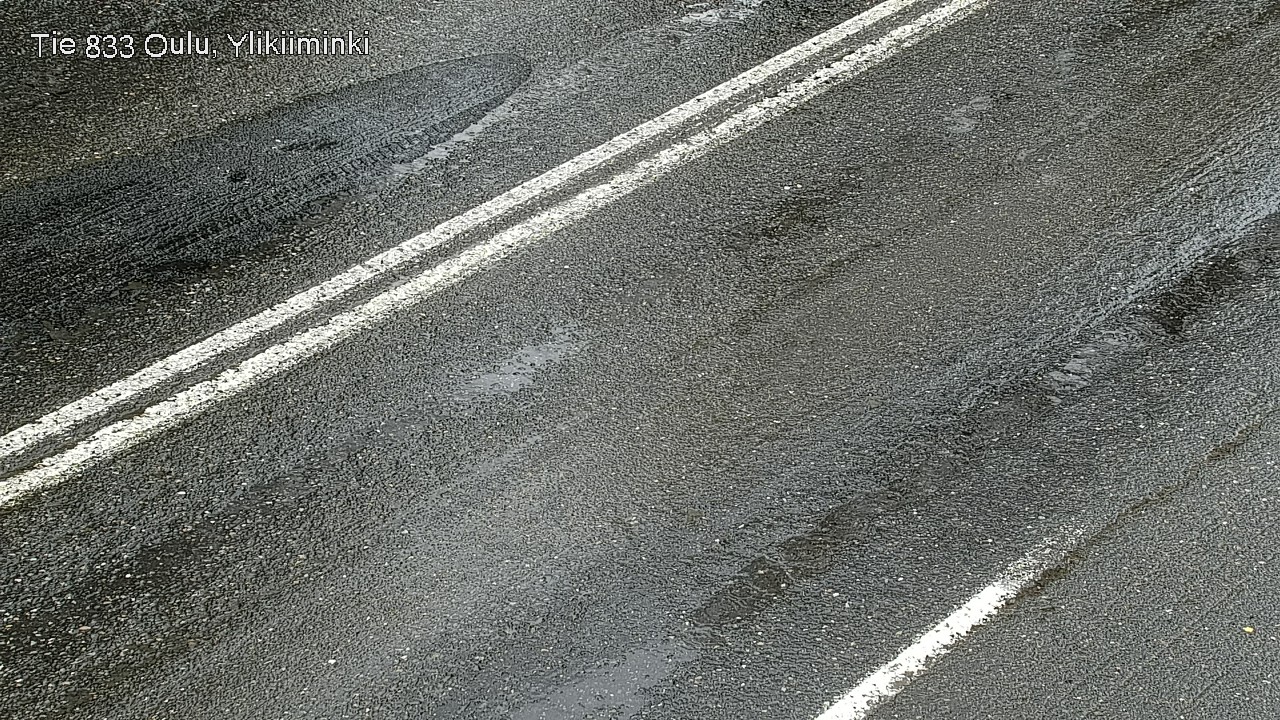 Kelikamera Vesala, Tienpinta